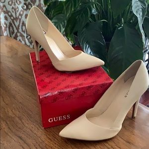 Dress Pumps